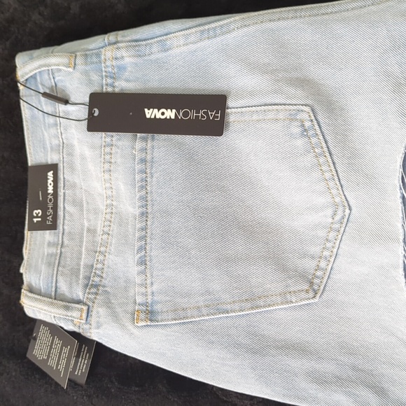 Fashion Nova Jeans - Picture 6 of 6